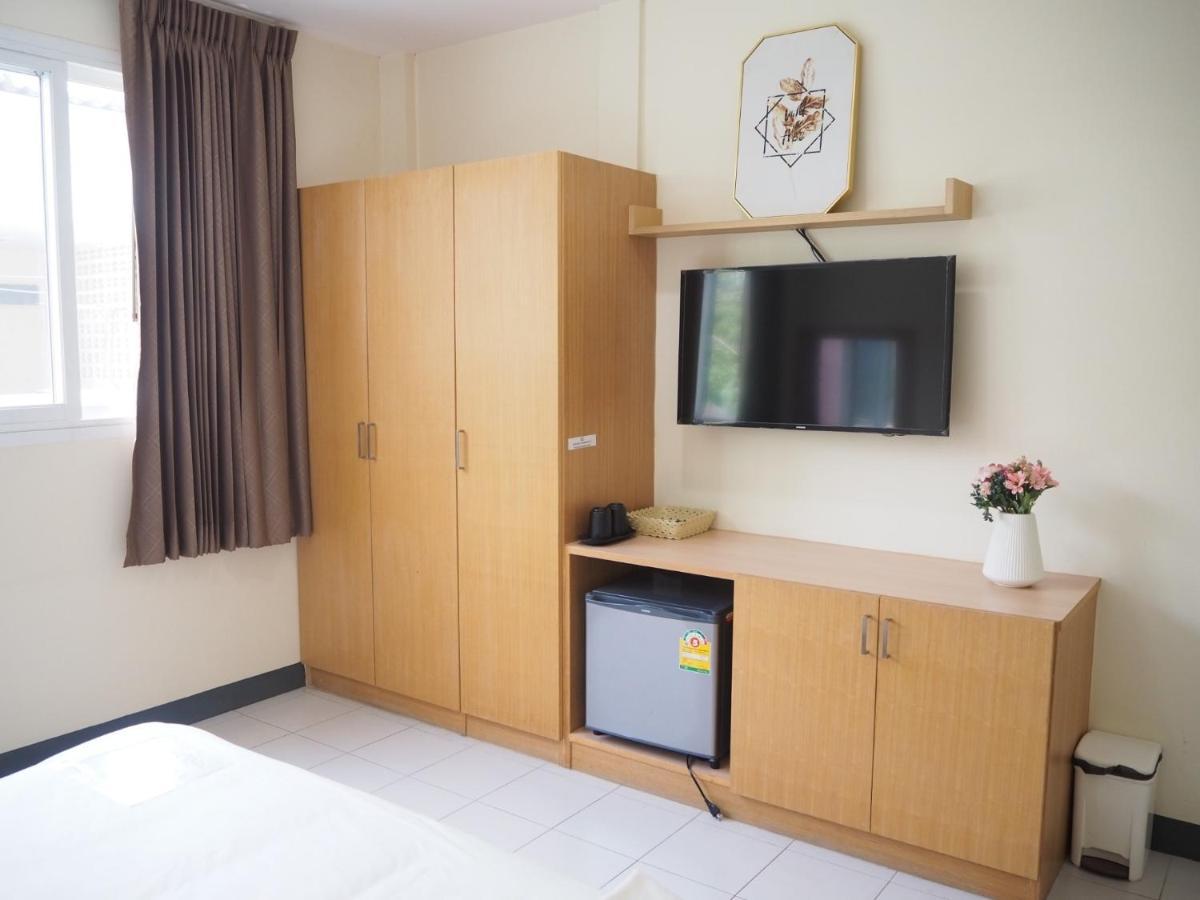 Nana Best Inn Hotel Makkasan Exterior foto
