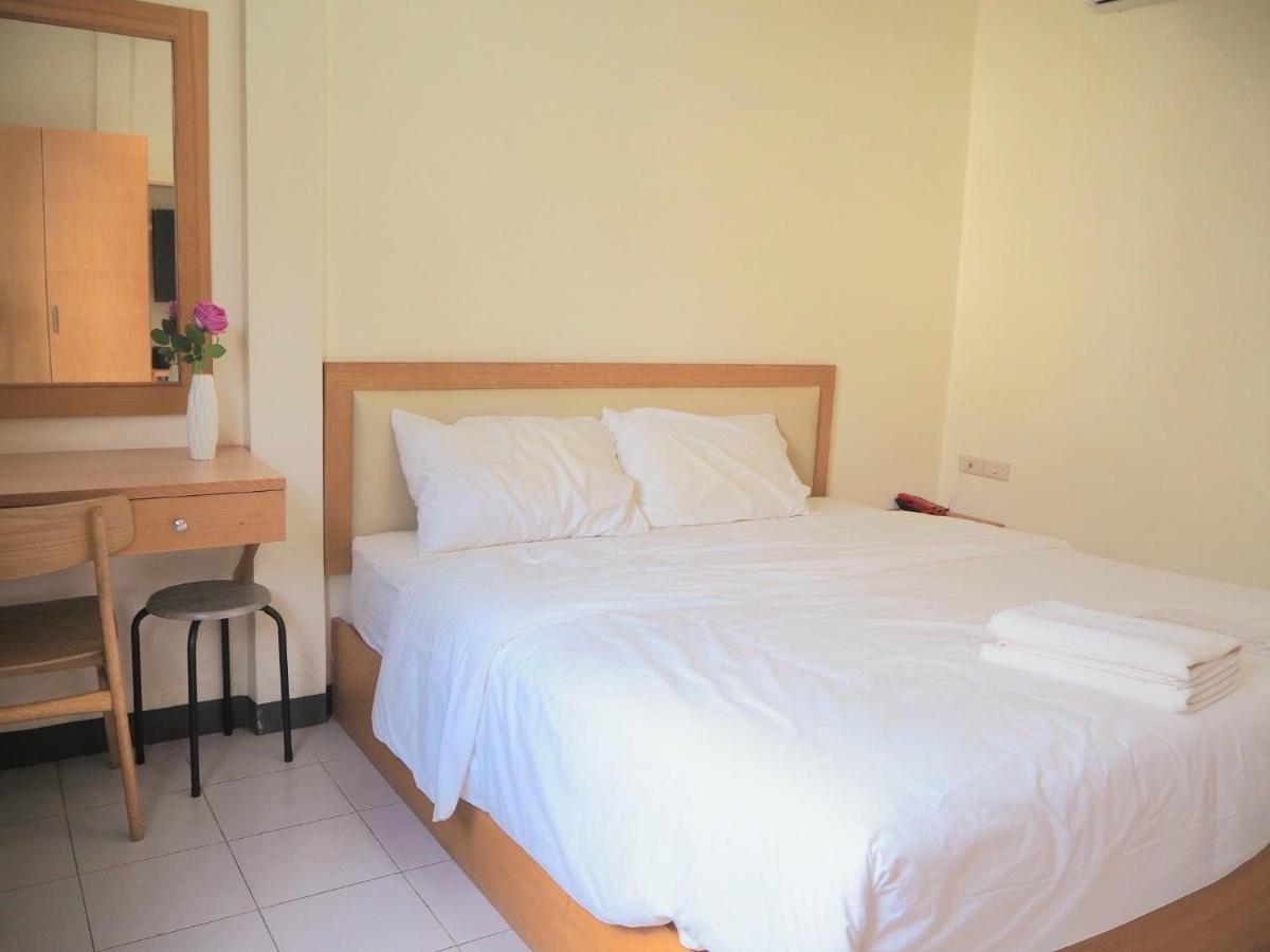 Nana Best Inn Hotel Makkasan Exterior foto