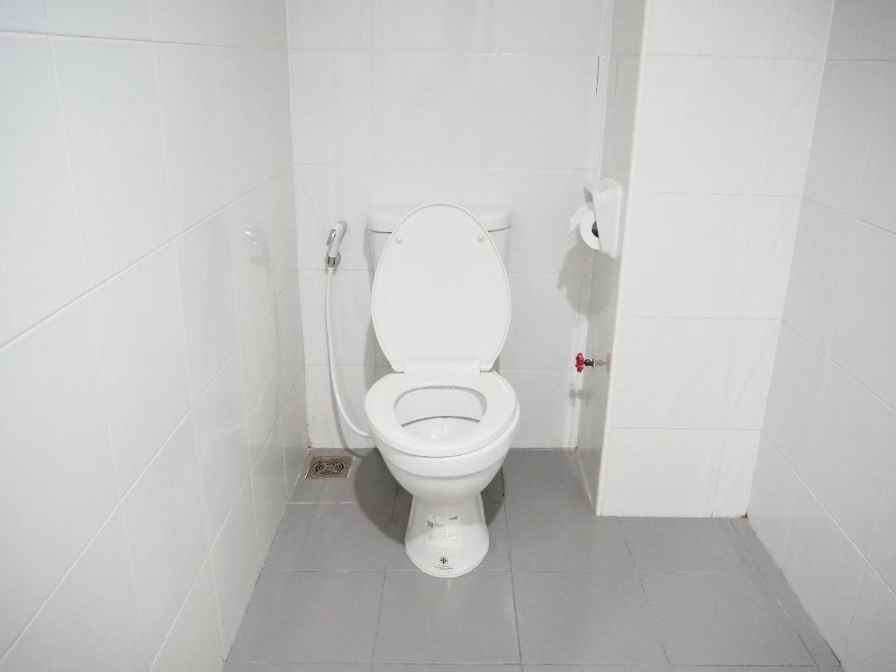 Nana Best Inn Hotel Makkasan Exterior foto